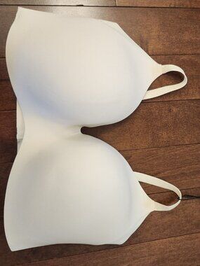 Knix women's wingwoman nude bra in size 8